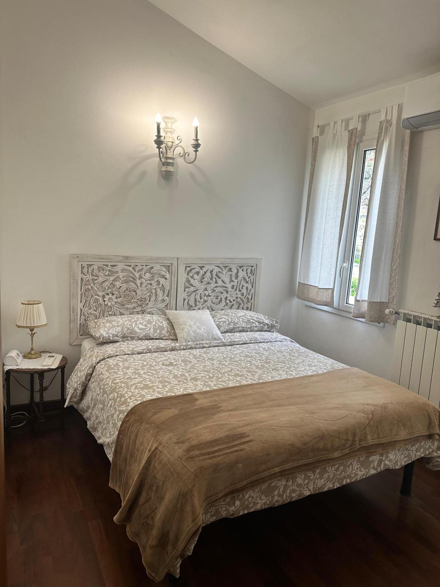 B&B Villa Isabella 因佩里亚 外观 照片